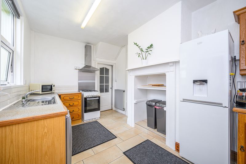 Kitchen- click for photo gallery